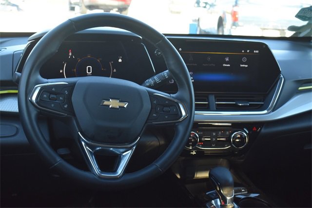 Certified 2024 Chevrolet Trax LT w/ Driver Confidence Package image 18