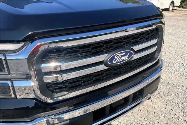 Used 2025 Ford F150 Lariat w/ Equipment Group 501A Mid AWD/4WD image 28
