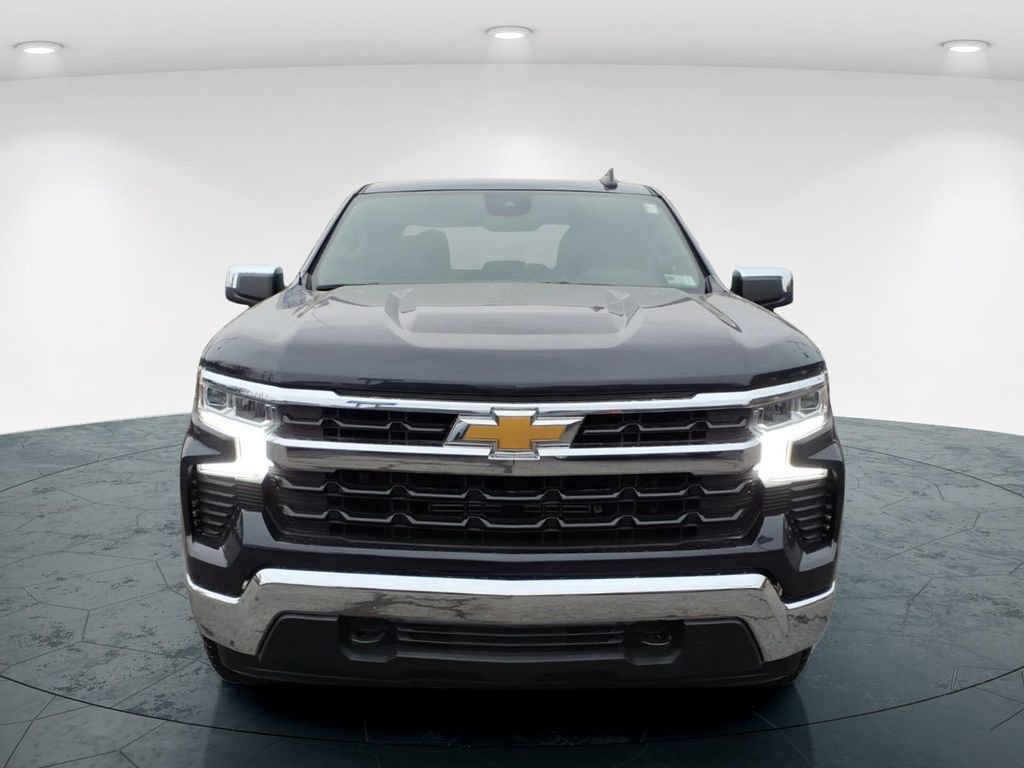Used 2024 Chevrolet Silverado 1500 LT image 8