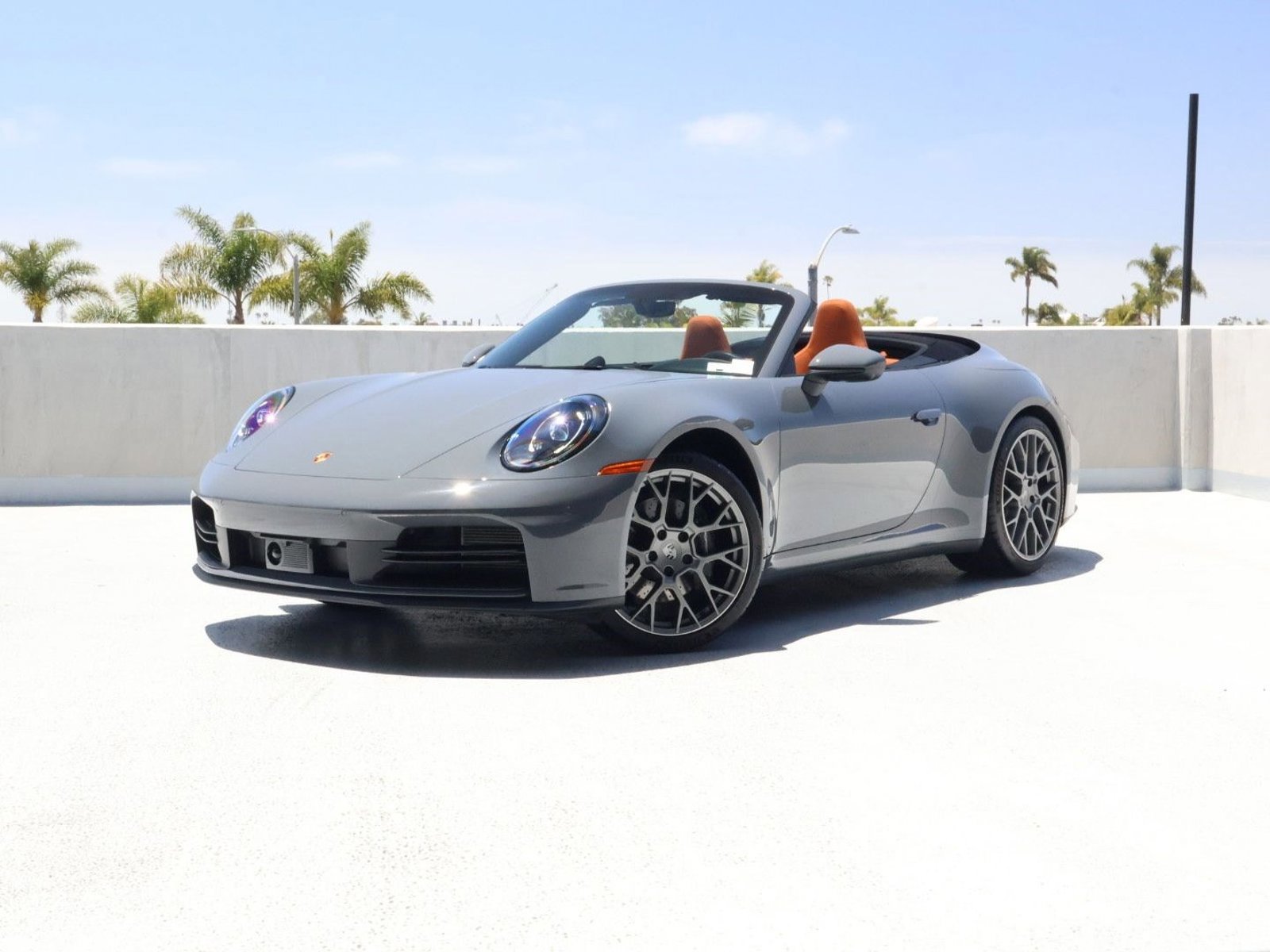 Certified 2025 Porsche 911 Carrera RWD image 5