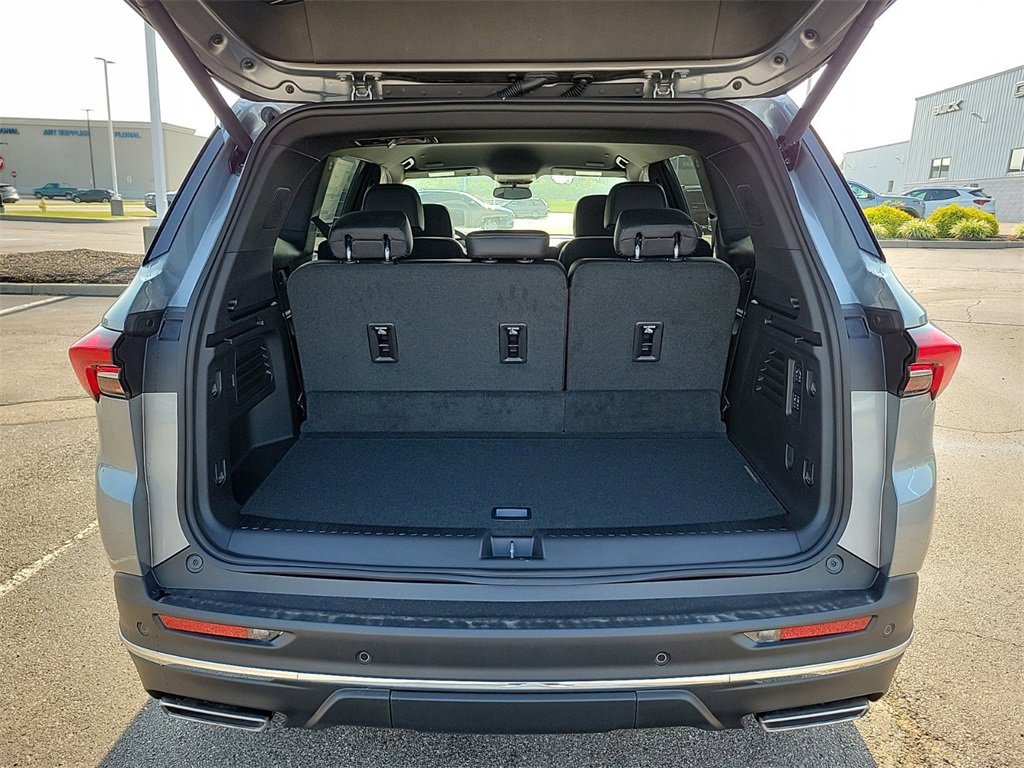 New 2025 Buick Enclave Preferred w/ Power Package image 7