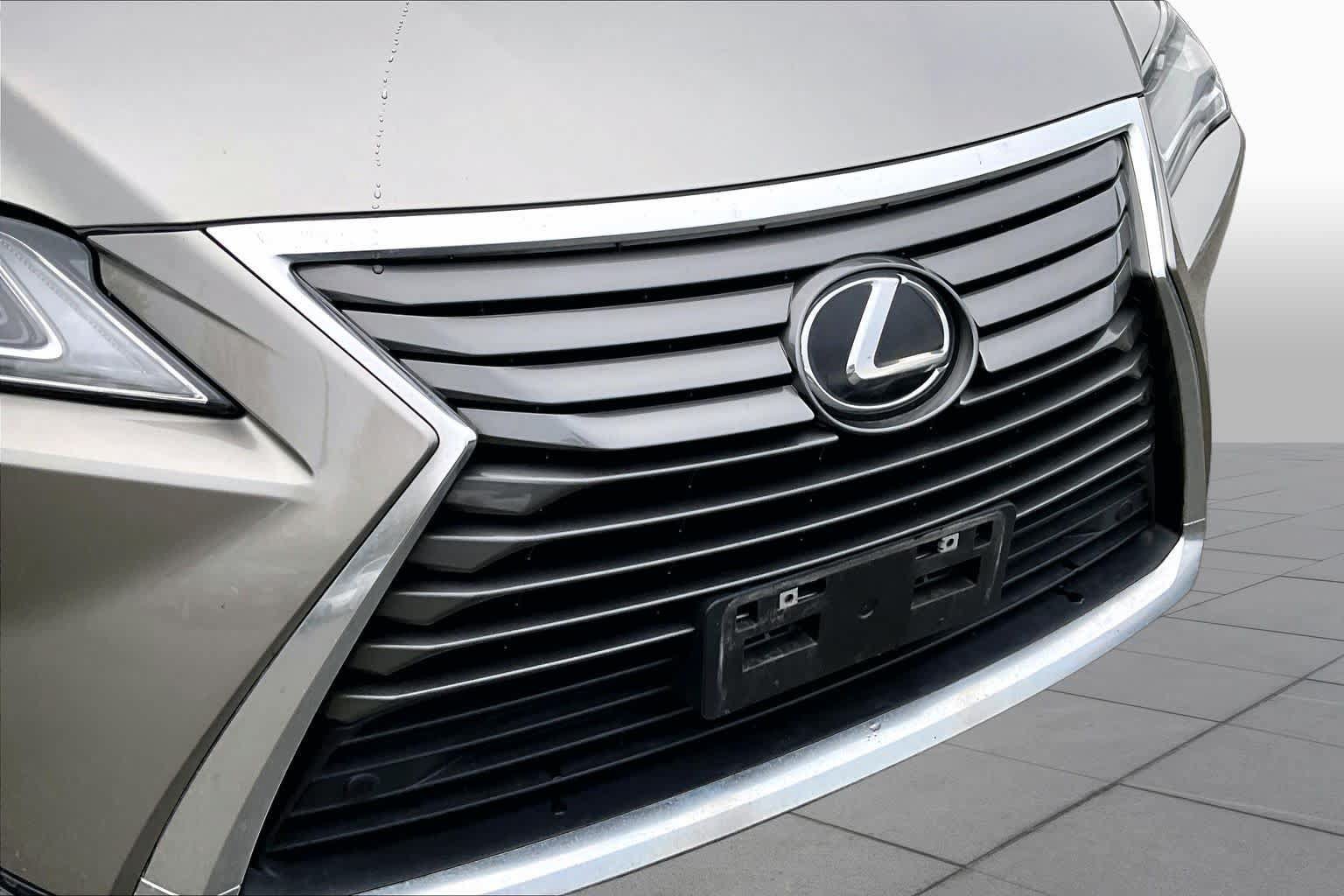 Used 2019 Lexus RX 350 AWD w/ Navigation Package image 30