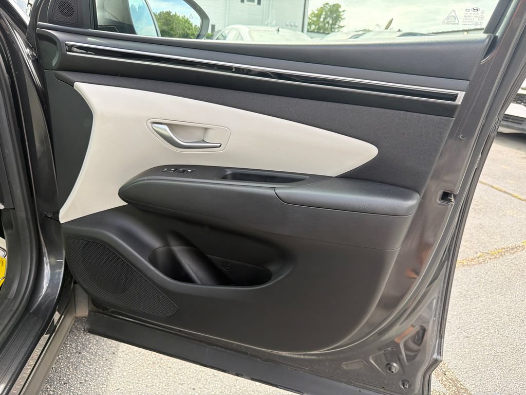Used 2023 Hyundai Tucson SEL w/ Convenience Package FWD image 14