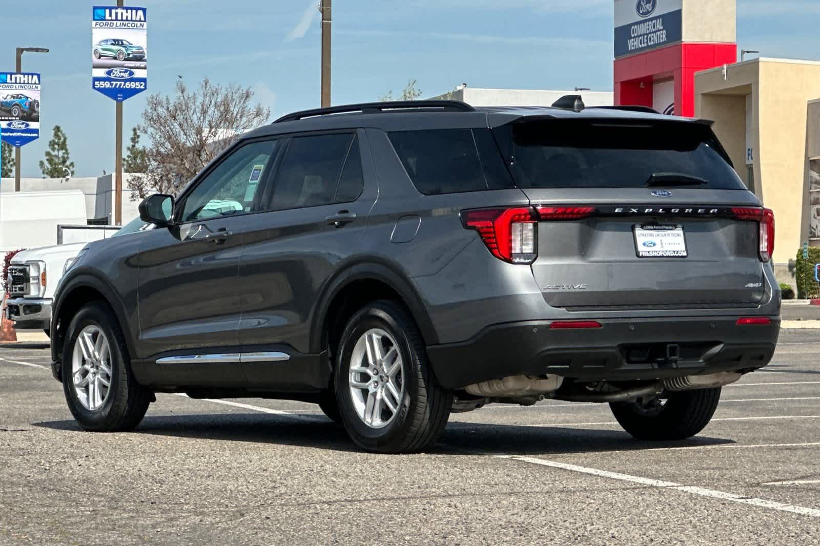 Certified 2025 Ford Explorer Active image 7