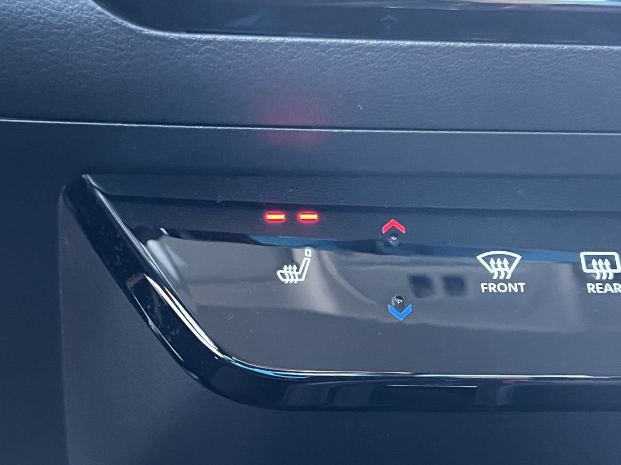 Certified 2026 Nissan Kicks SR w/ SR Premium Package FWD image 19