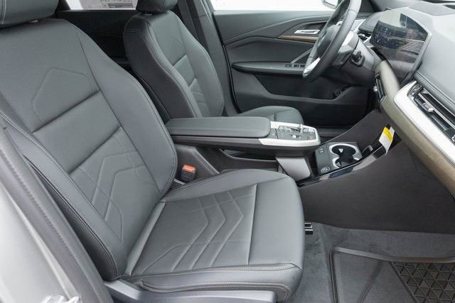 New 2025 BMW X1 xDrive28i w/ Premium Package image 21