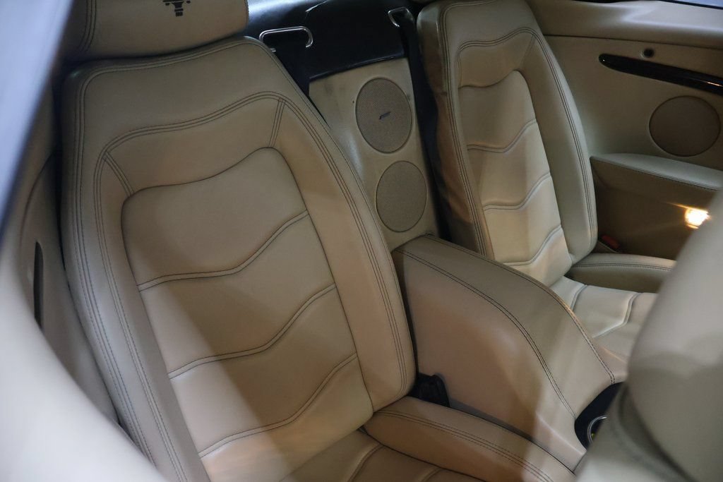 Used 2015 Maserati GranTurismo Convertible RWD image 10