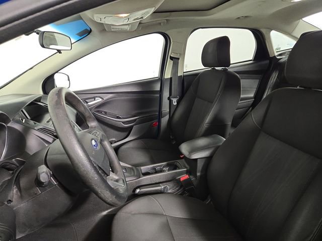 Used 2015 Ford Focus SE image 14