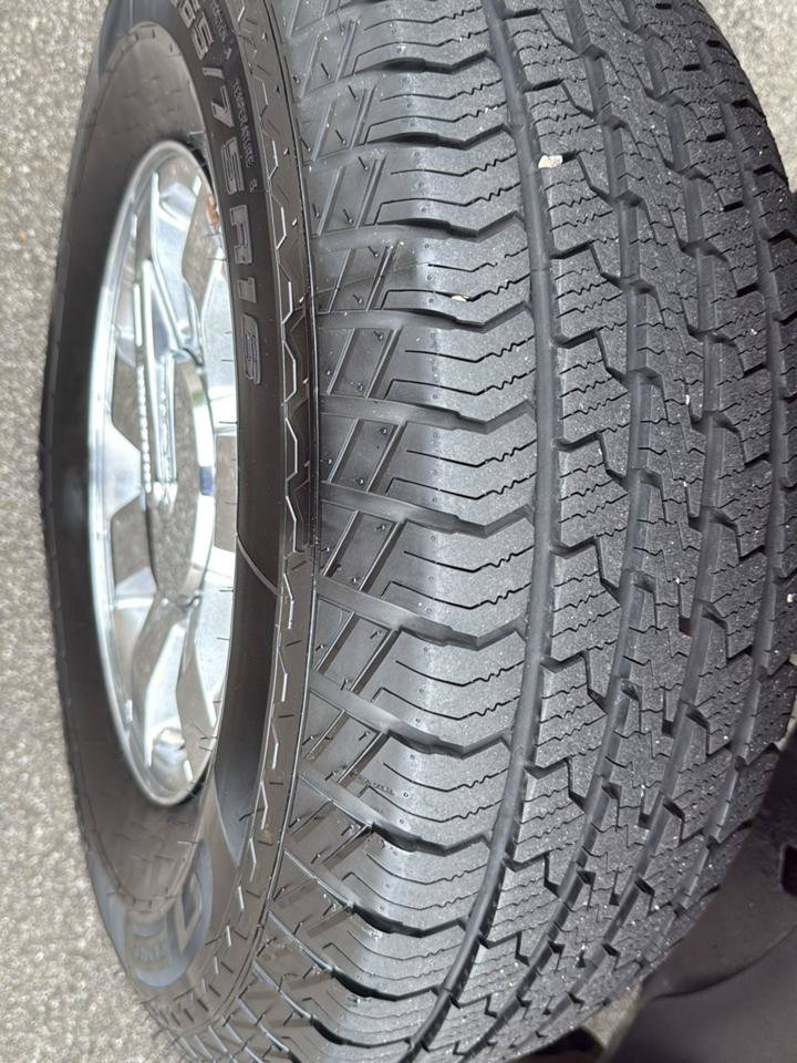 Used 2008 HUMMER H3 Alpha AWD/4WD image 12