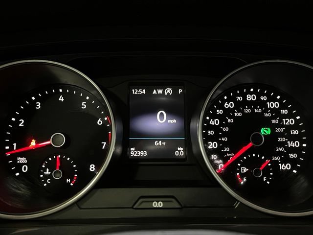 Used 2018 Volkswagen Tiguan SEL AWD/4WD image 17