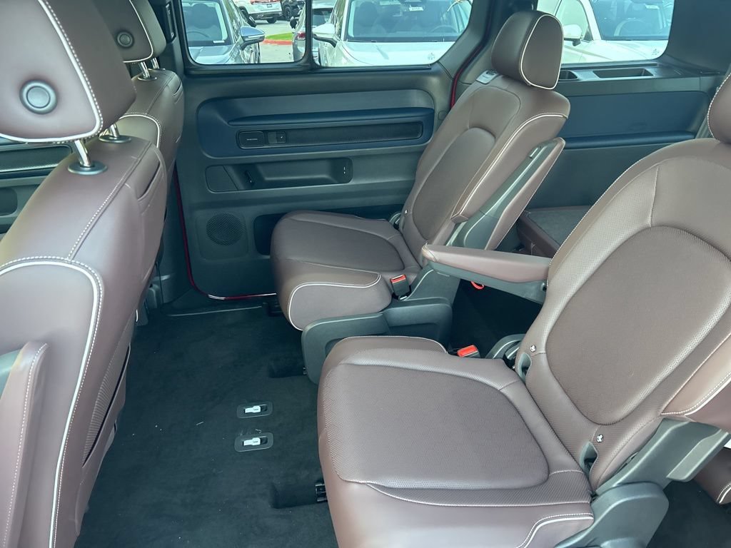 New 2025 Volkswagen ID. Buzz Pro S Plus AWD/4WD image 25