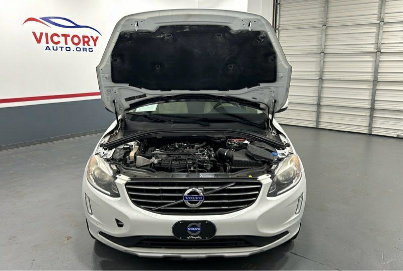 Used 2016 Volvo XC60 T5 Premier image 16