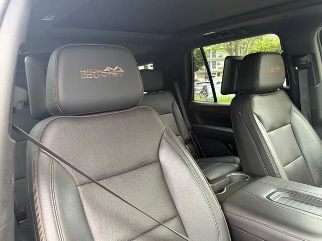 Used 2021 Chevrolet Tahoe High Country w/ Premium Package AWD/4WD image 29