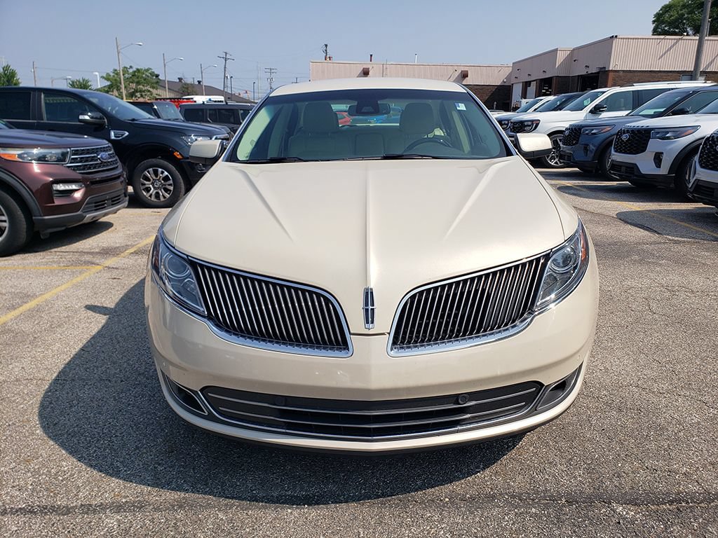 Used 2015 Lincoln MKS w/ Equipment Group 101A FWD image 2