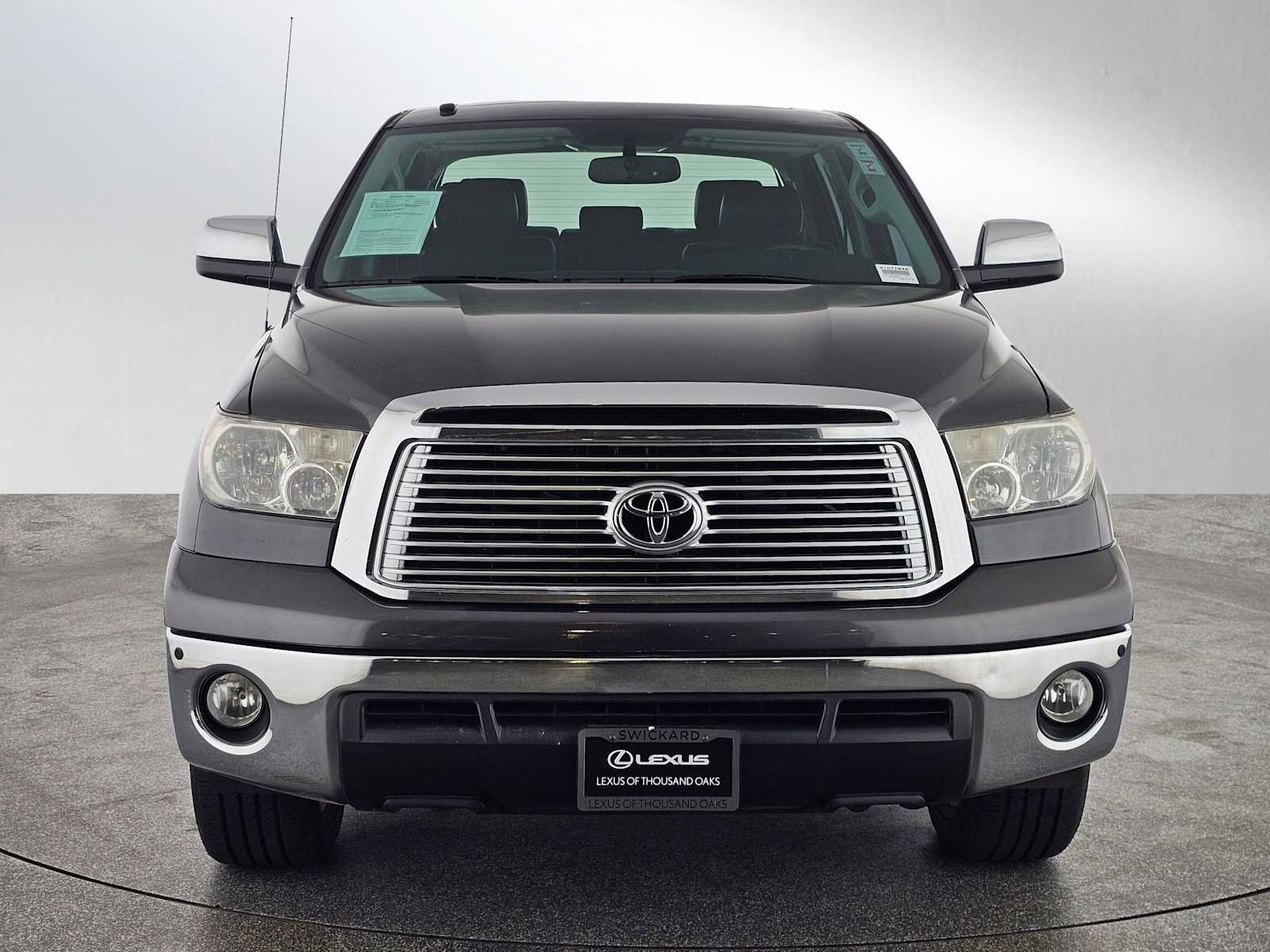 Used 2011 Toyota Tundra Limited w/ Platinum Pkg image 8