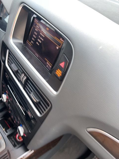 Used 2016 Audi Q5 2.0T Premium Plus w/ Technology Package image 27