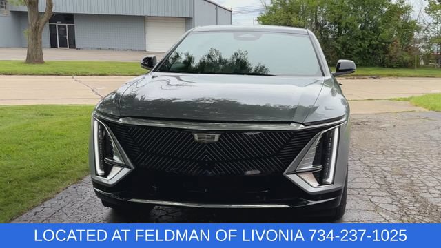 Used 2024 Cadillac Lyriq Luxury AWD/4WD image 3