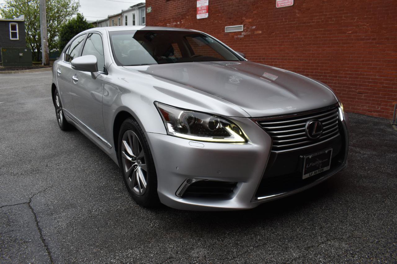 Used 2015 Lexus LS 460 AWD w/ Comfort Package image 10