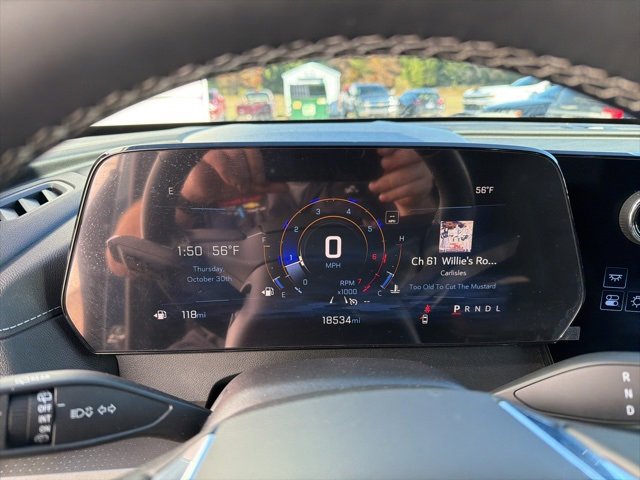 Used 2024 Chevrolet Traverse LT image 14