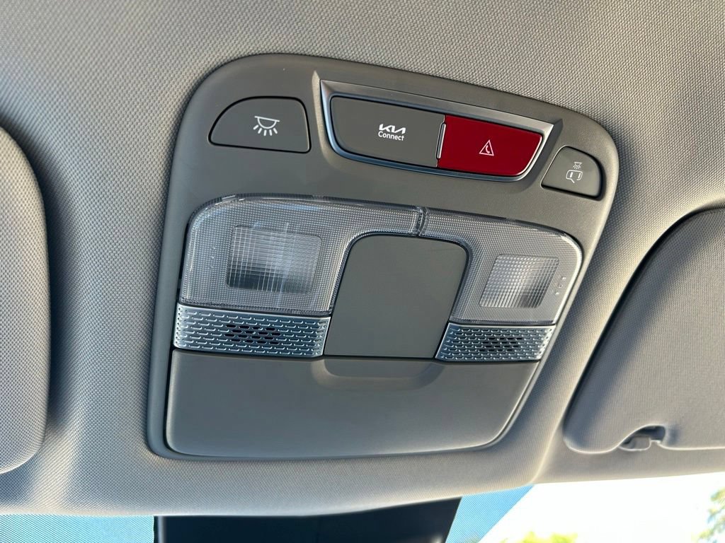 Used 2023 Kia Telluride LX FWD image 39