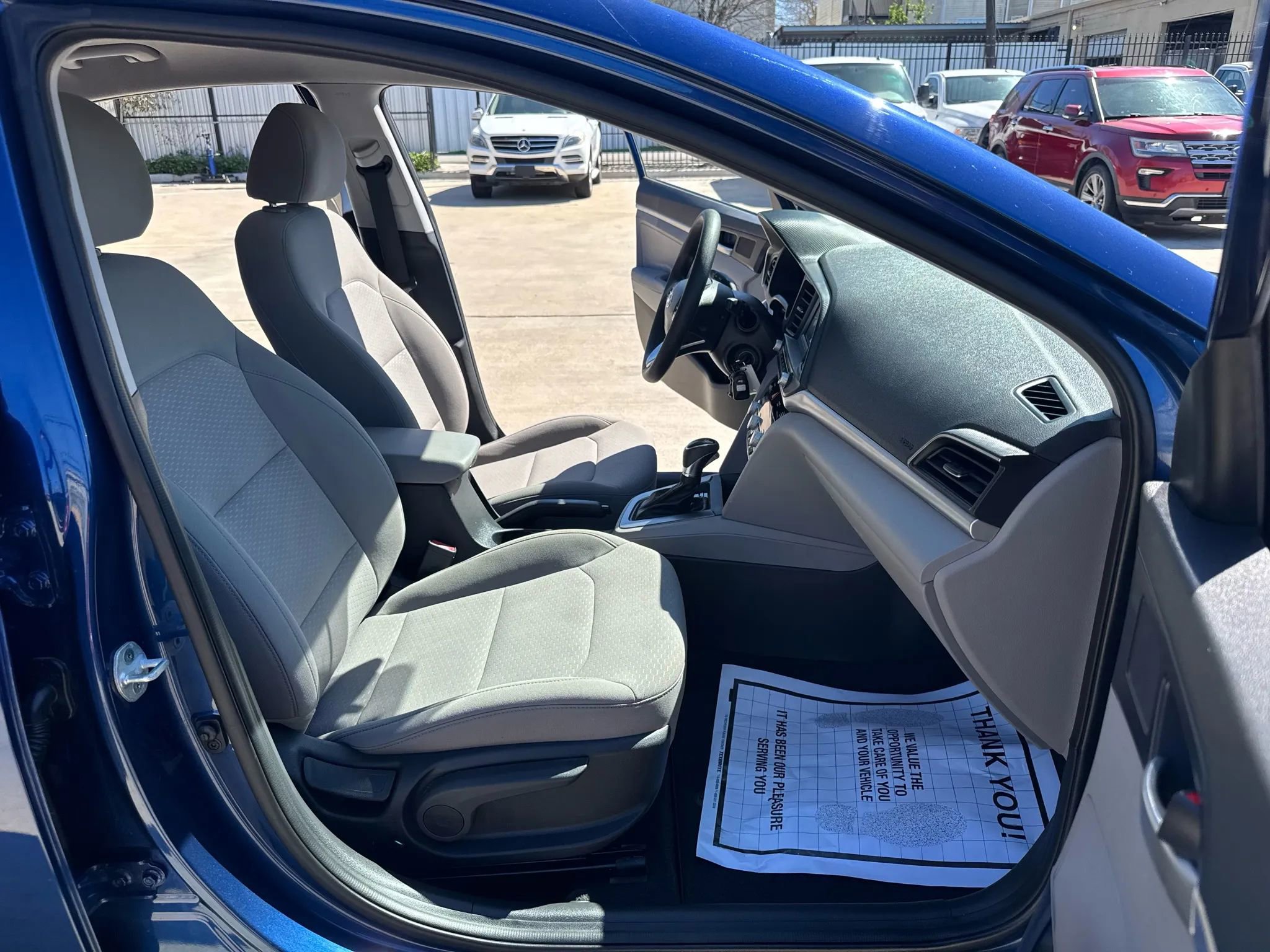 Used 2020 Hyundai Elantra SE image 35