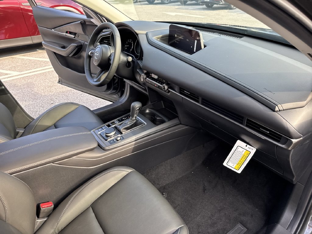 New 2026 MAZDA CX-30 AWD 2.5 S w/ Select Sport Pkg image 32