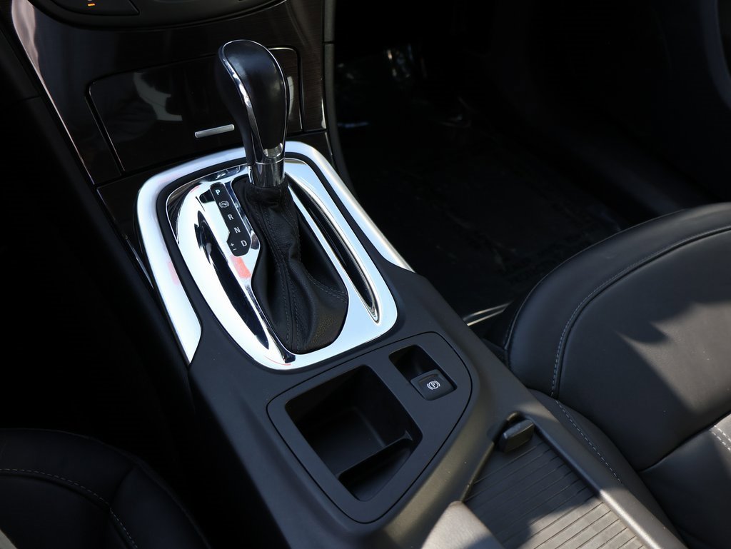 Used 2016 Buick Regal image 36