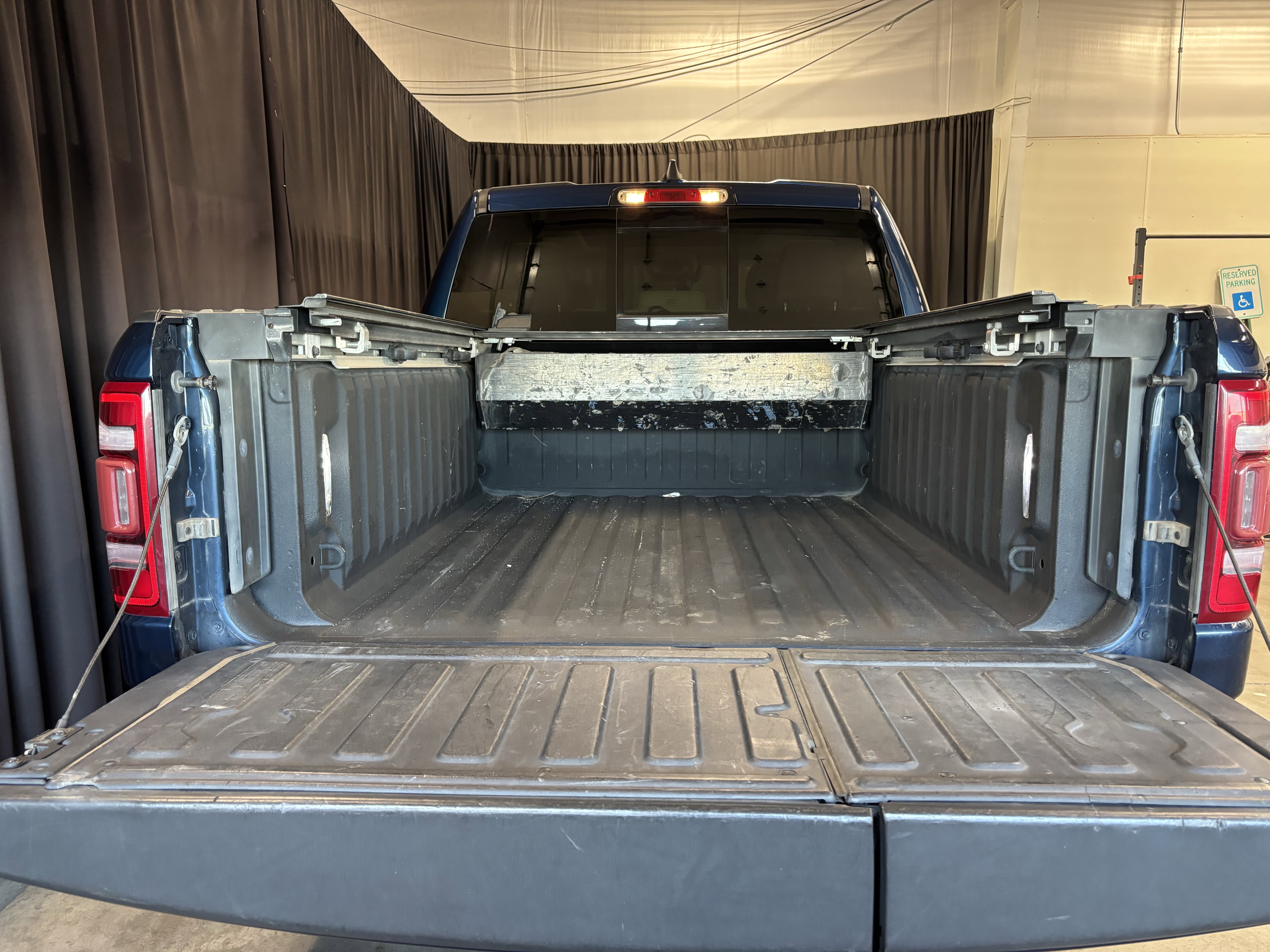 Used 2020 RAM 1500 Limited image 33