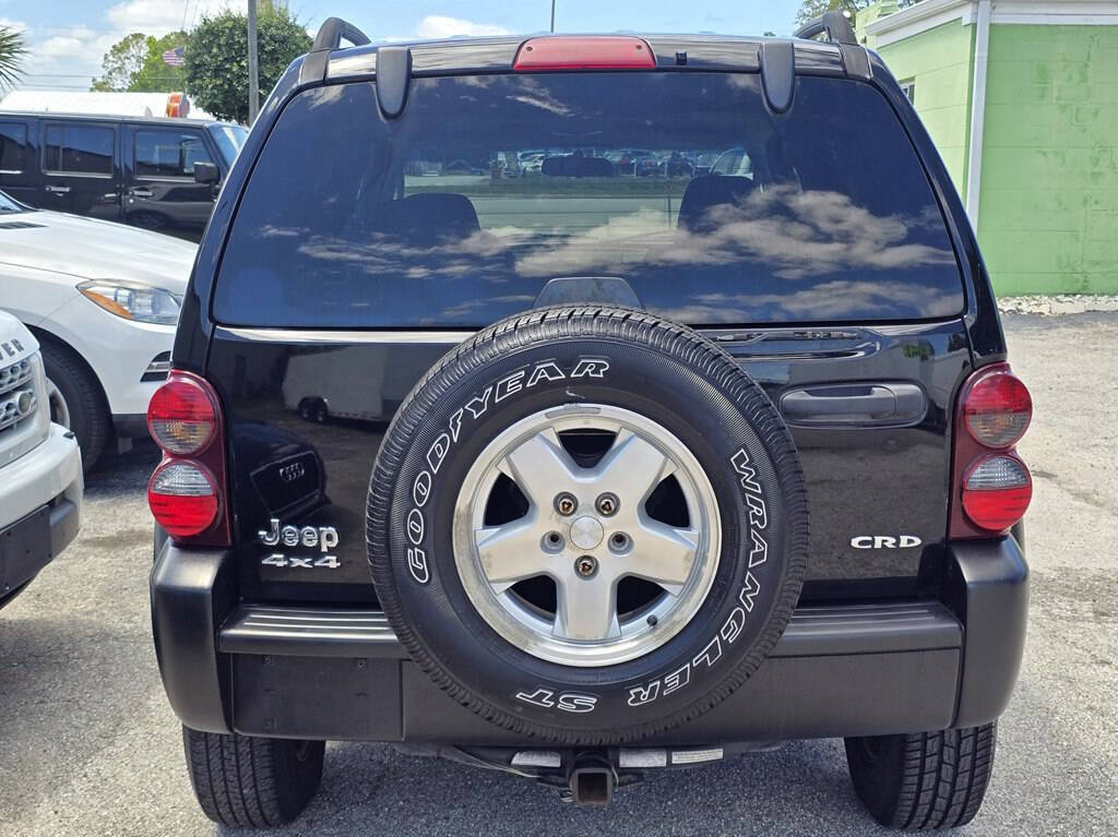 Used 2006 Jeep Liberty Sport AWD/4WD image 4