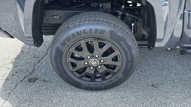 Used 2026 Toyota Tacoma SR5 RWD image 10