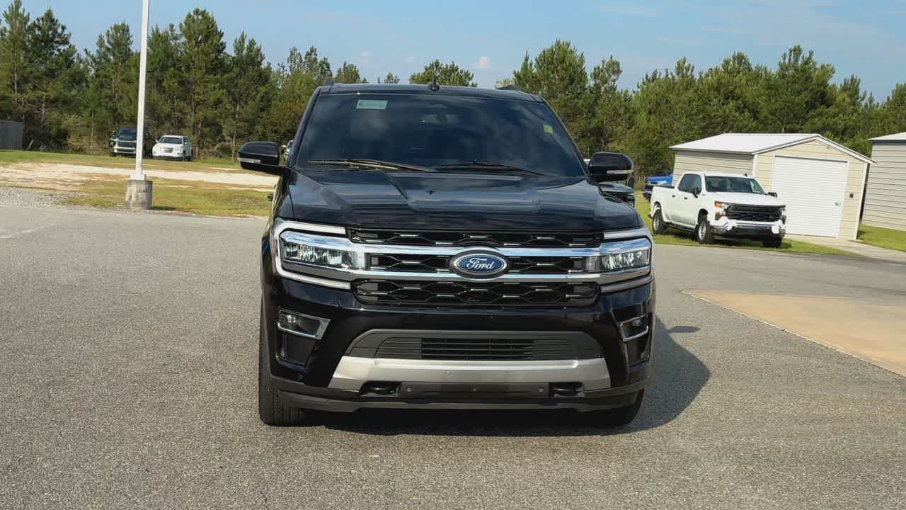 Used 2023 Ford Expedition Max Limited AWD/4WD image 3