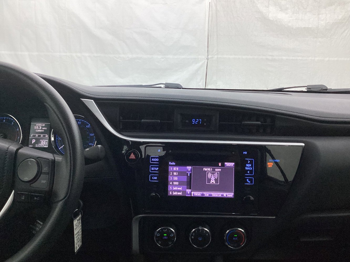 Used 2018 Toyota Corolla L FWD image 28