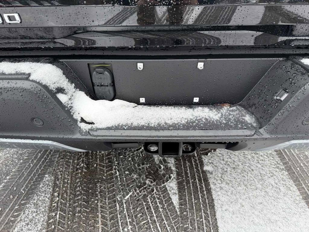 New 2026 Chevrolet Silverado EV LT image 28