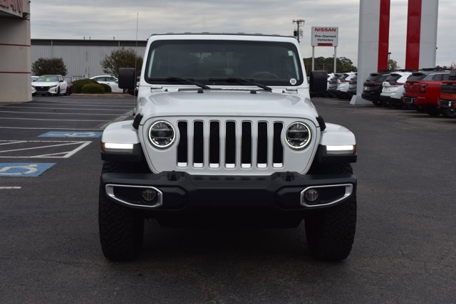 Used 2018 Jeep Wrangler Unlimited Sahara image 2