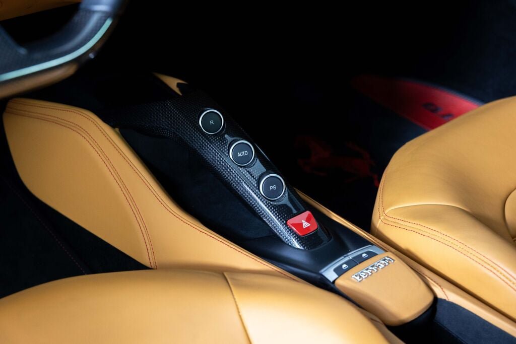 Used 2017 Ferrari 488 GTB RWD image 57