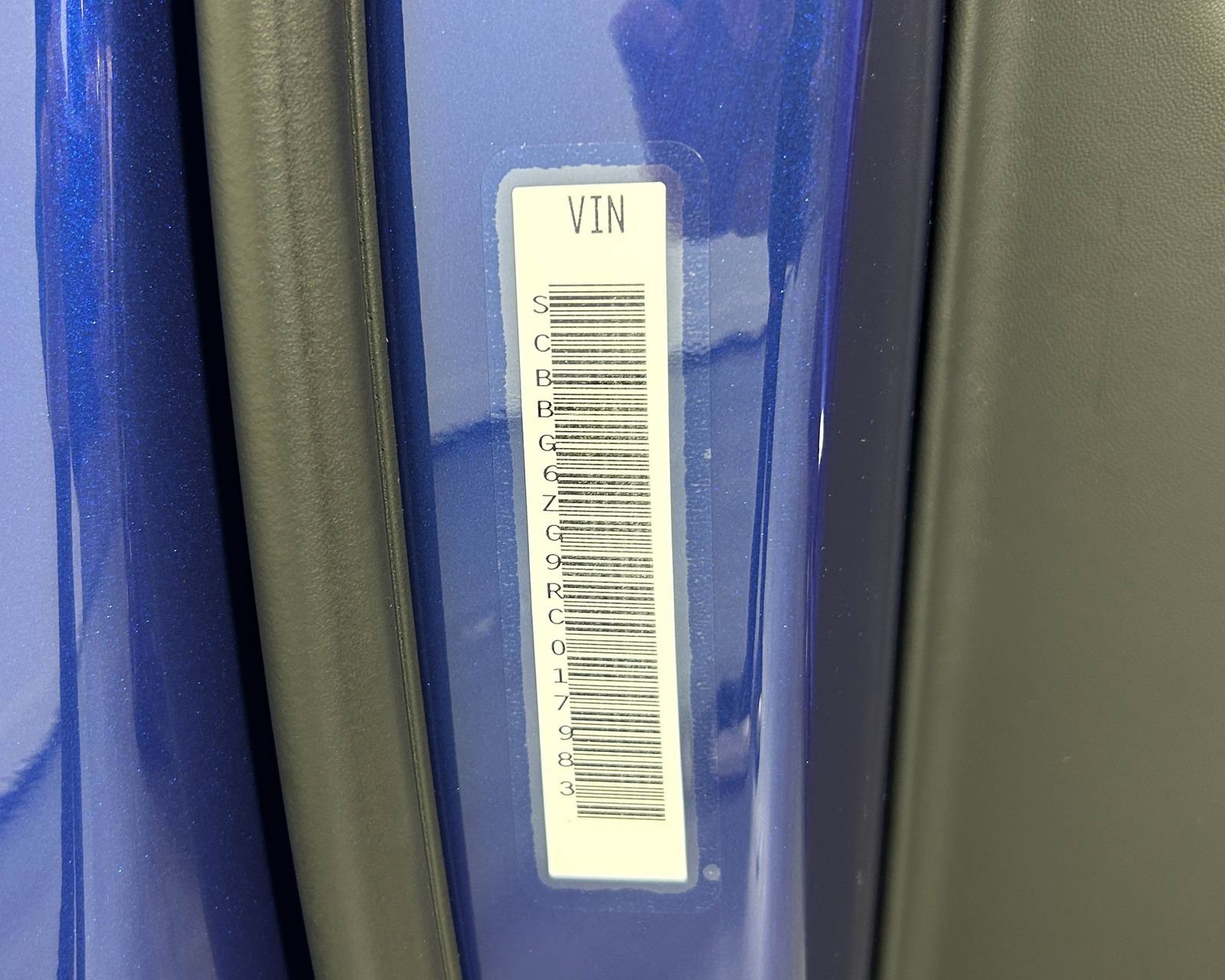 Used 2024 Bentley Flying Spur V8 image 44