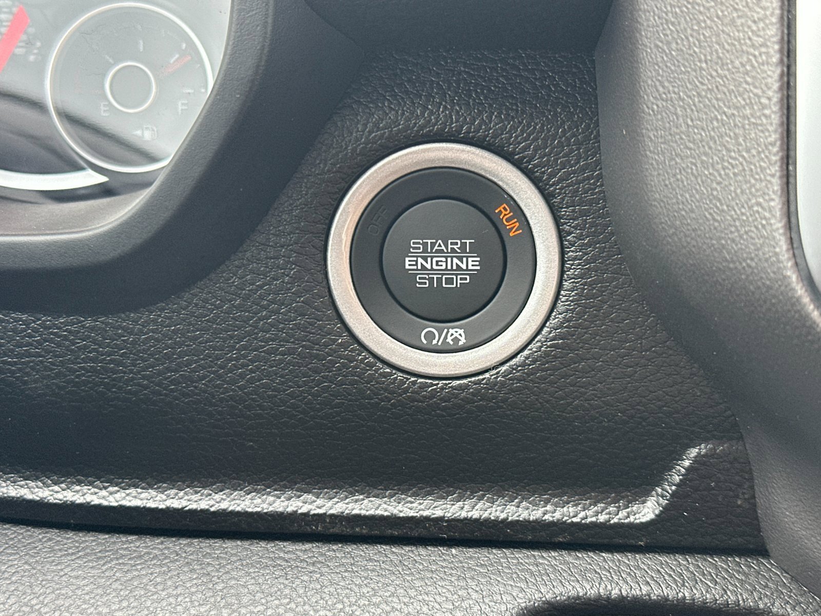 New 2026 RAM 1500 4x4 Crew Cab image 22