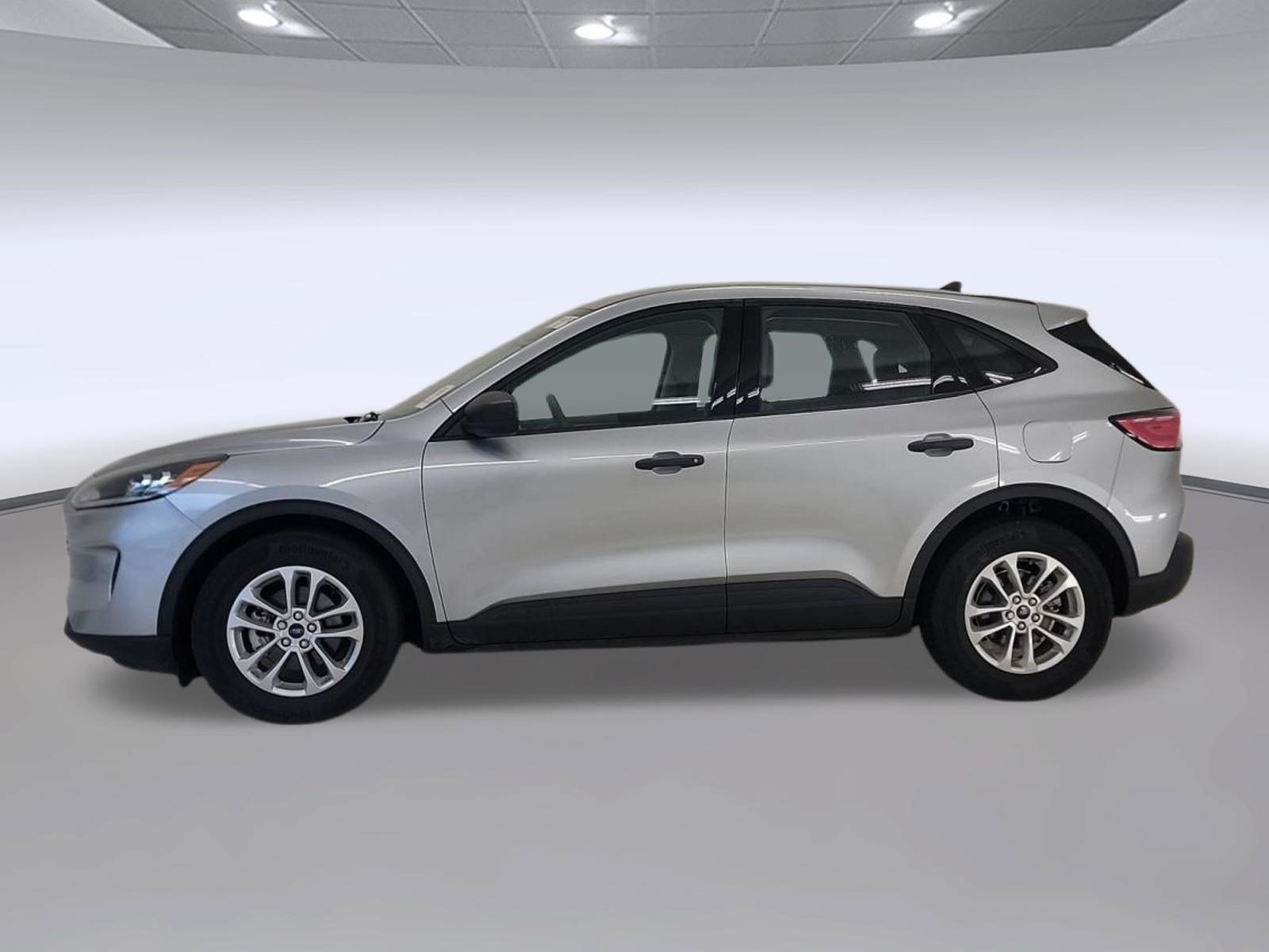 Used 2022 Ford Escape S FWD image 2