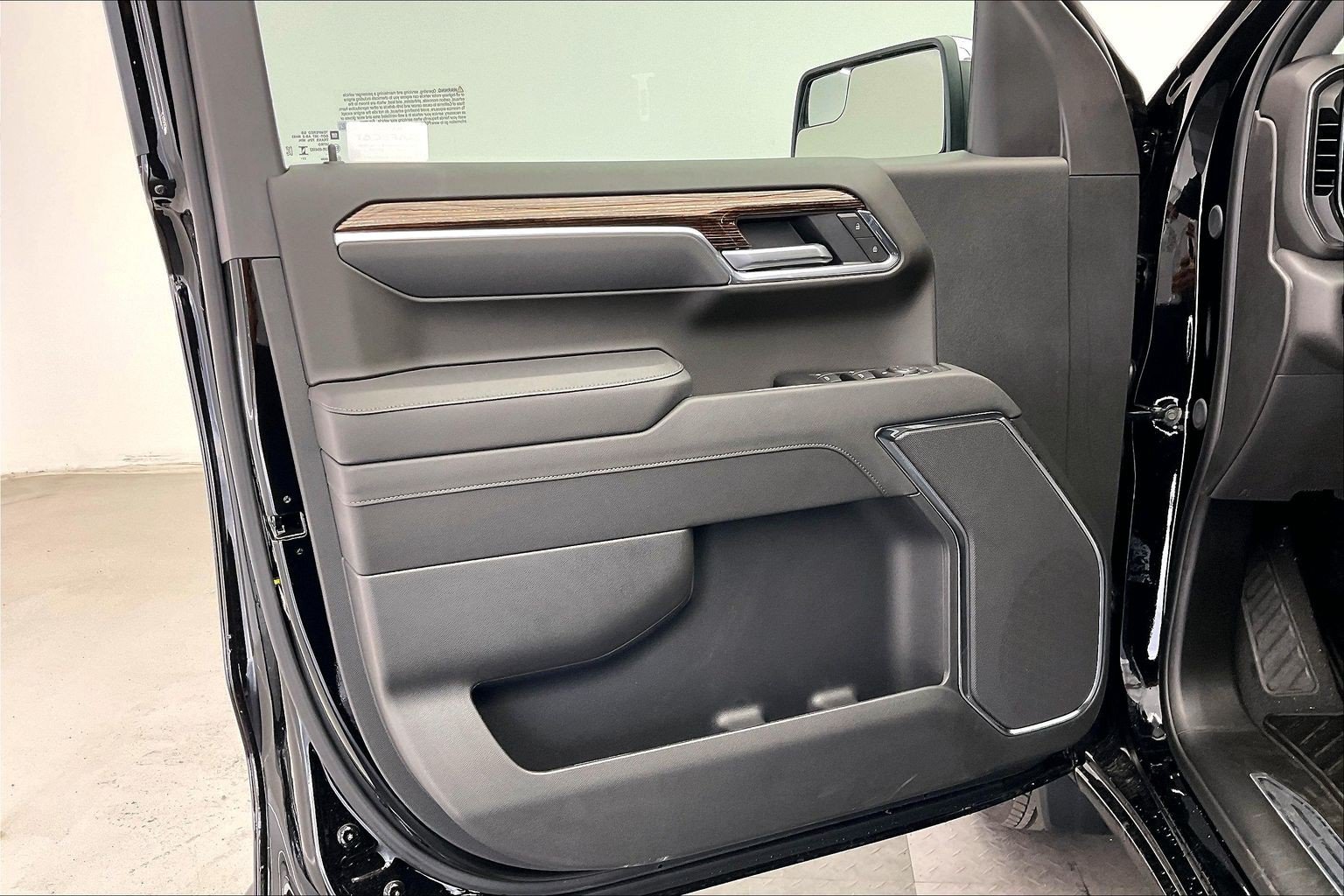 New 2026 GMC Sierra 1500 SLE AWD/4WD image 12