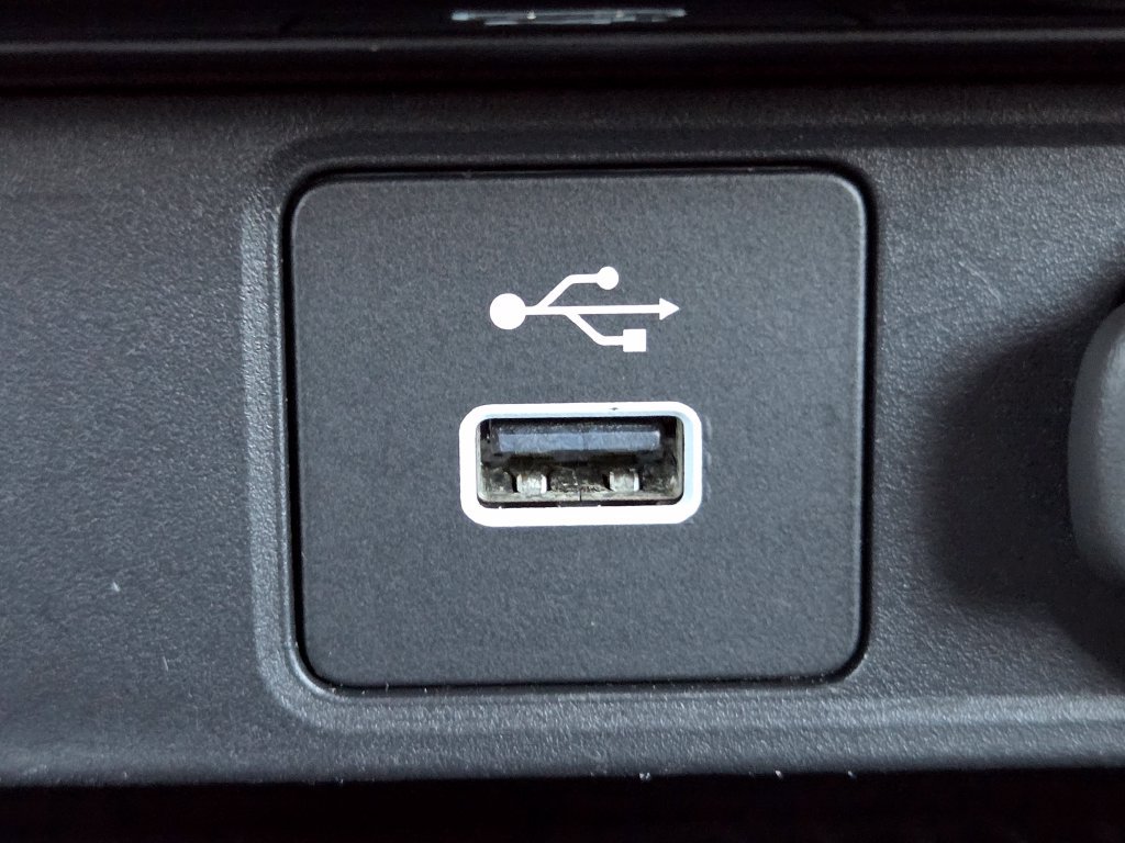 Used 2025 Honda CR-V LX image 7