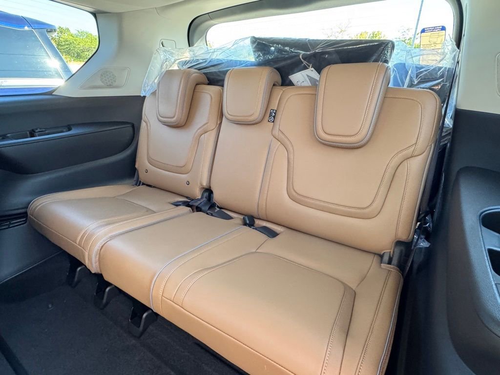 Certified 2026 INFINITI QX80 Luxe w/ Cargo Package image 23