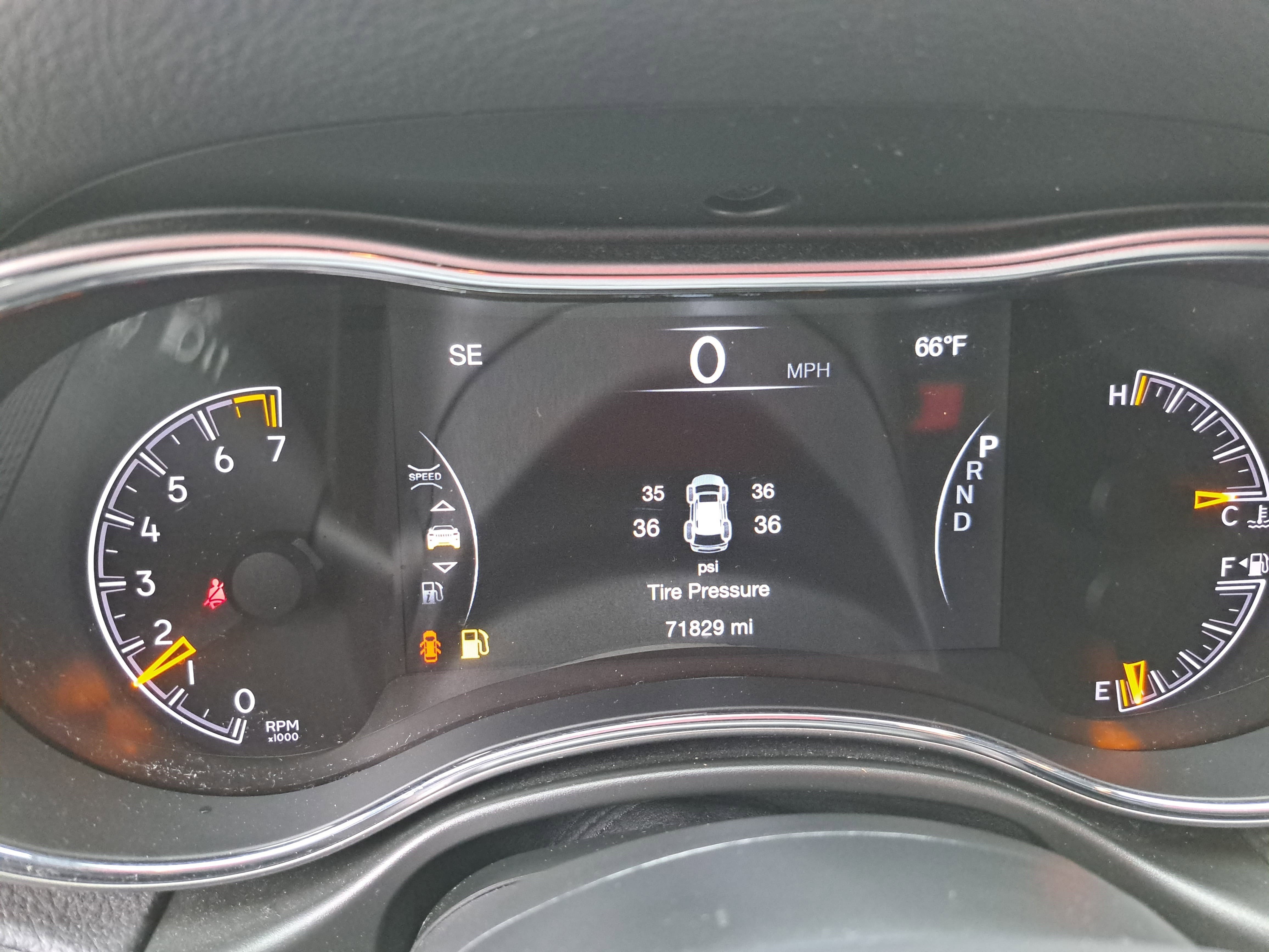 Used 2022 Jeep Grand Cherokee Laredo X image 19