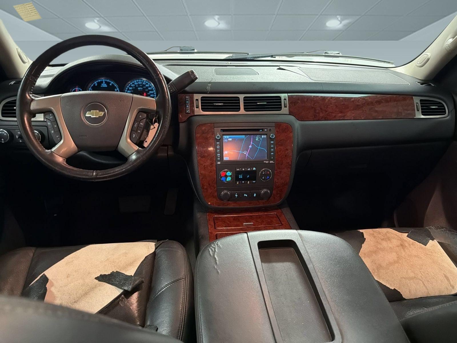 Used 2013 Chevrolet Suburban LTZ AWD/4WD image 14