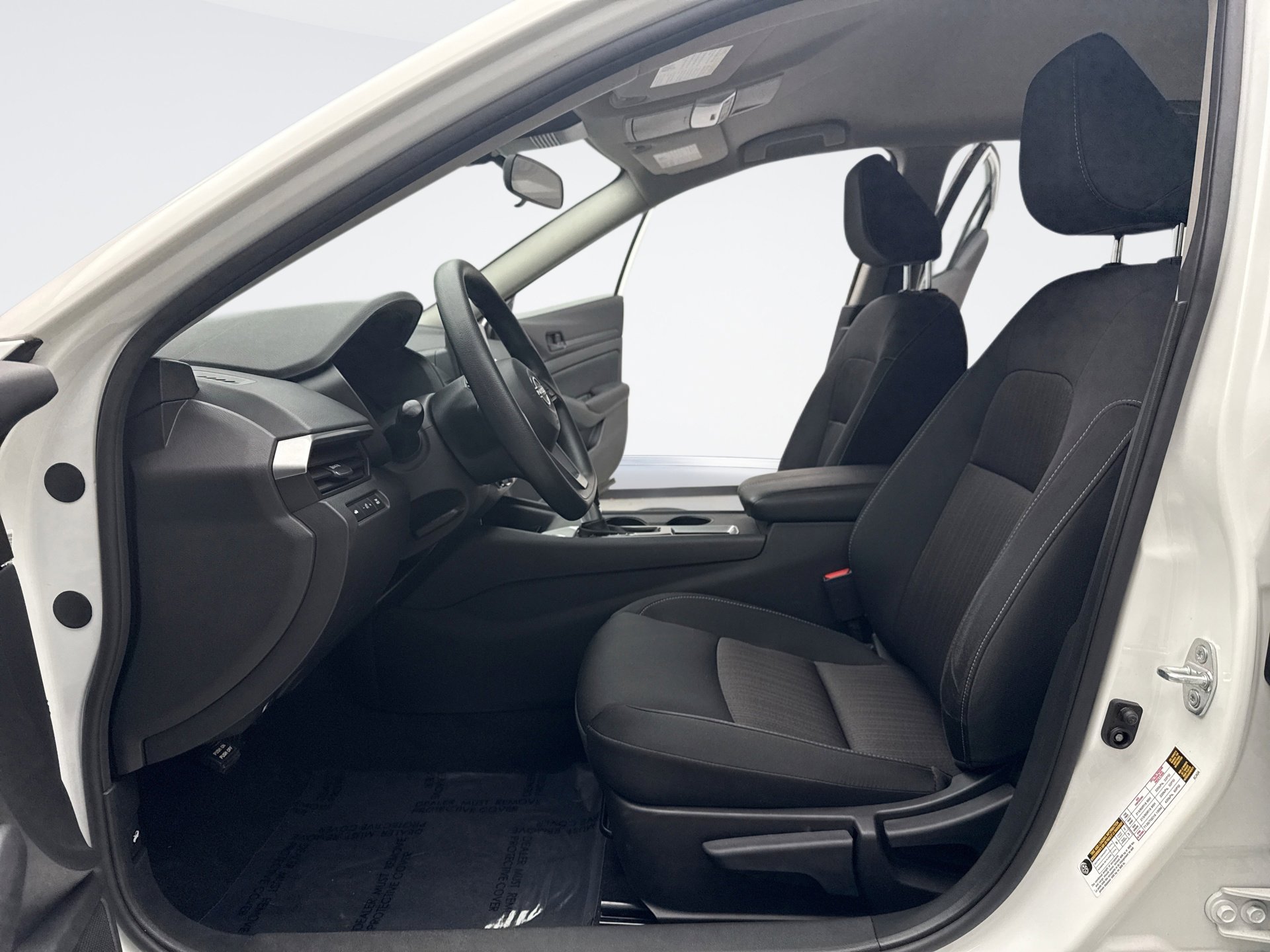 Used 2024 Nissan Altima 2.5 S image 11