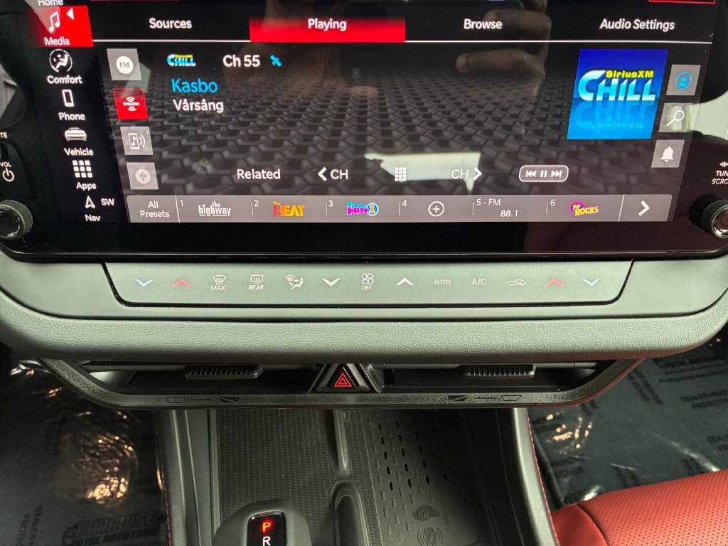 New 2026 Dodge Charger R/T AWD/4WD image 4
