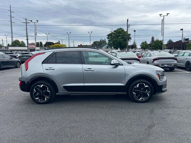 Certified 2025 Kia Niro Wind w/ Wind Preserve Package FWD image 4