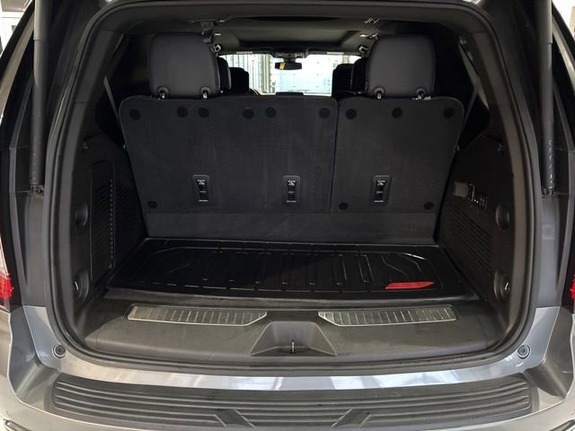 Used 2021 GMC Yukon AT4 w/ AT4 Premium Plus Package AWD/4WD image 19