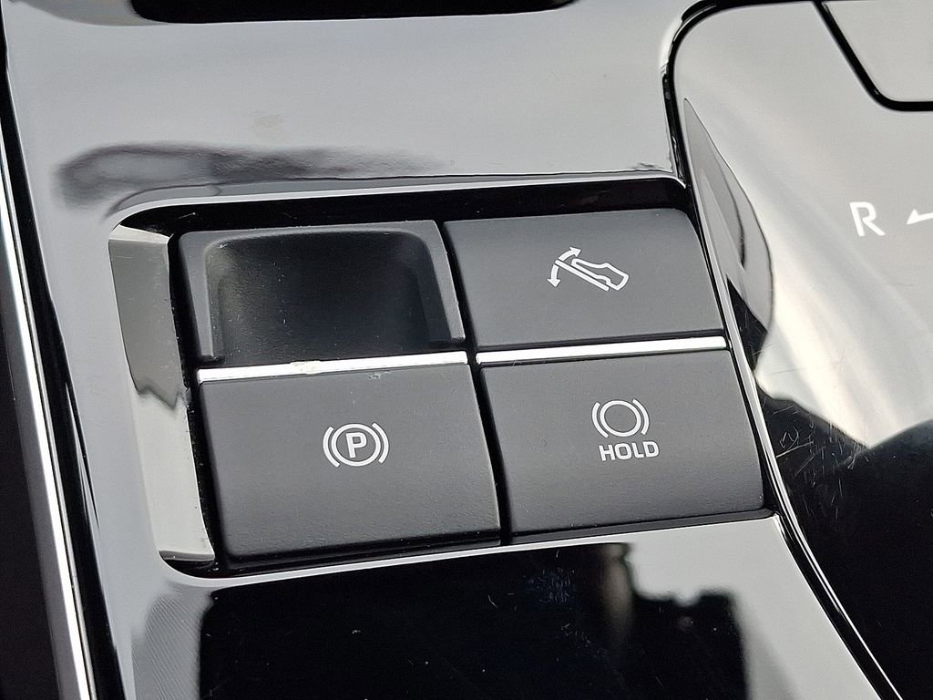 Used 2024 Subaru Solterra Premium image 25