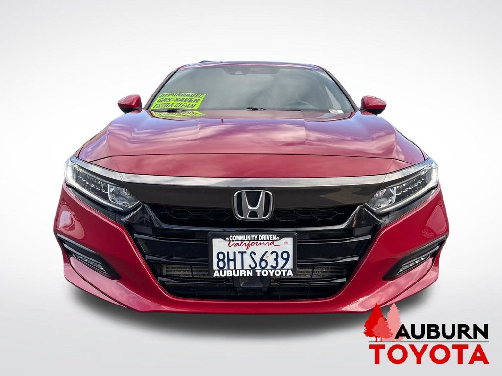 Used 2018 Honda Accord Sport image 2