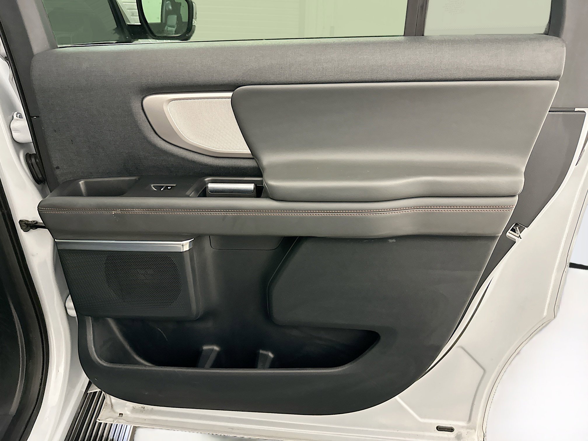 Used 2025 Ford Expedition Max Active image 34